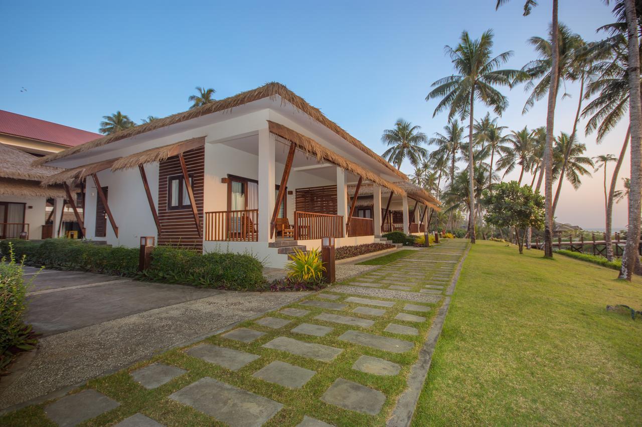 Eskala Hotels And Resorts Ngwesaung Bagian luar foto
