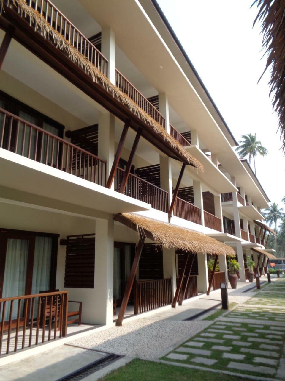 Eskala Hotels And Resorts Ngwesaung Bagian luar foto