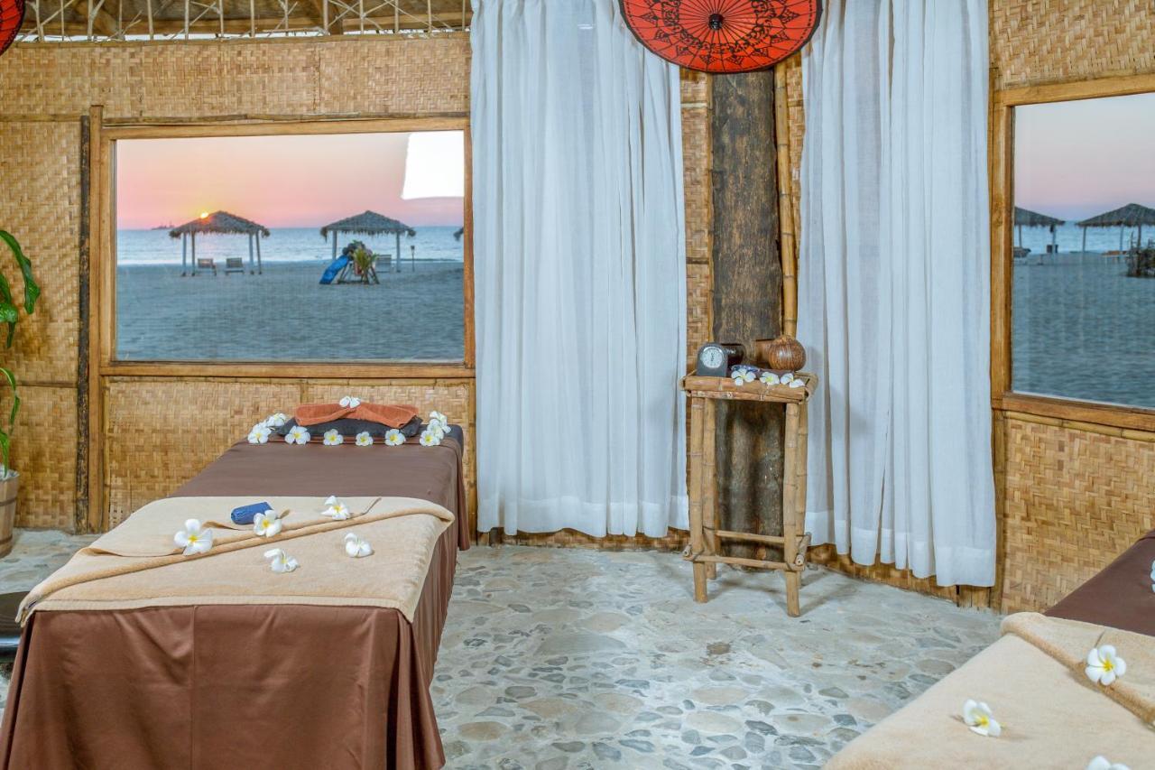 Eskala Hotels And Resorts Ngwesaung Bagian luar foto