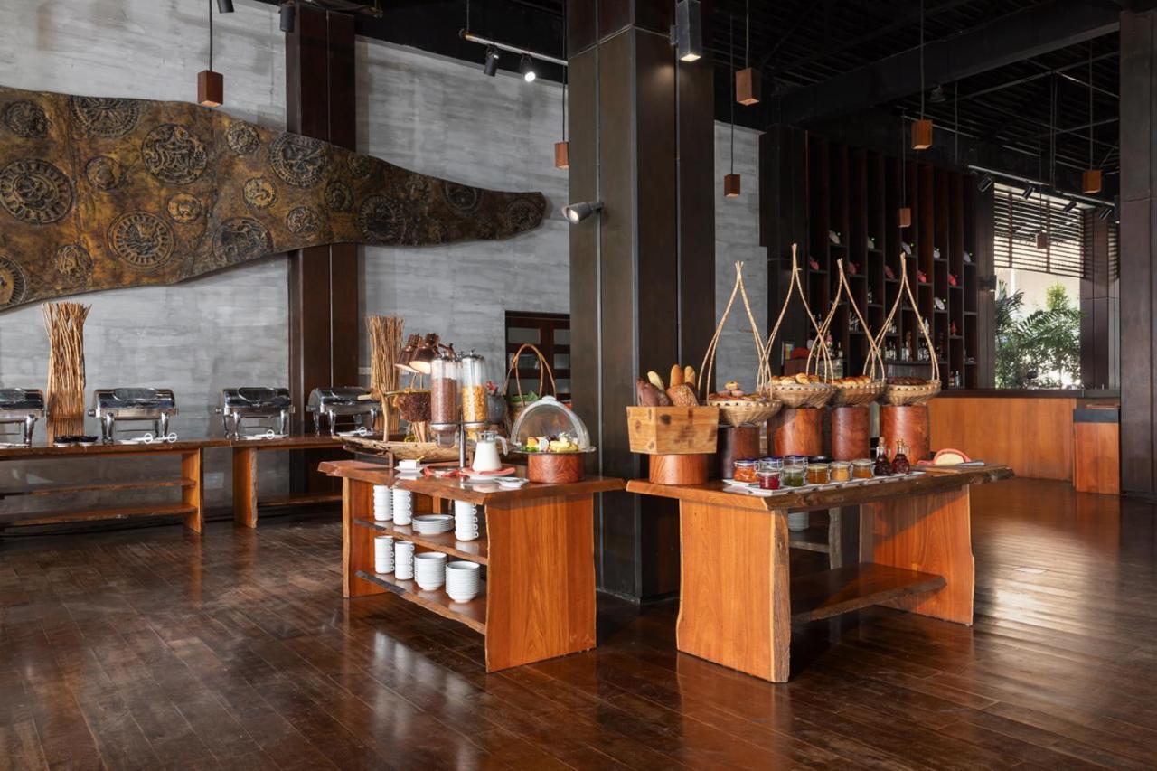 Eskala Hotels And Resorts Ngwesaung Bagian luar foto