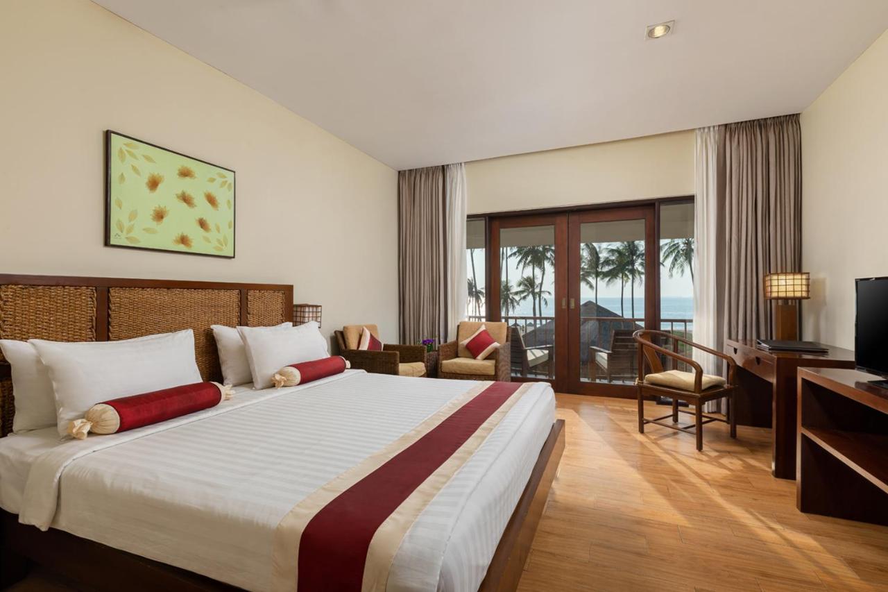 Eskala Hotels And Resorts Ngwesaung Bagian luar foto
